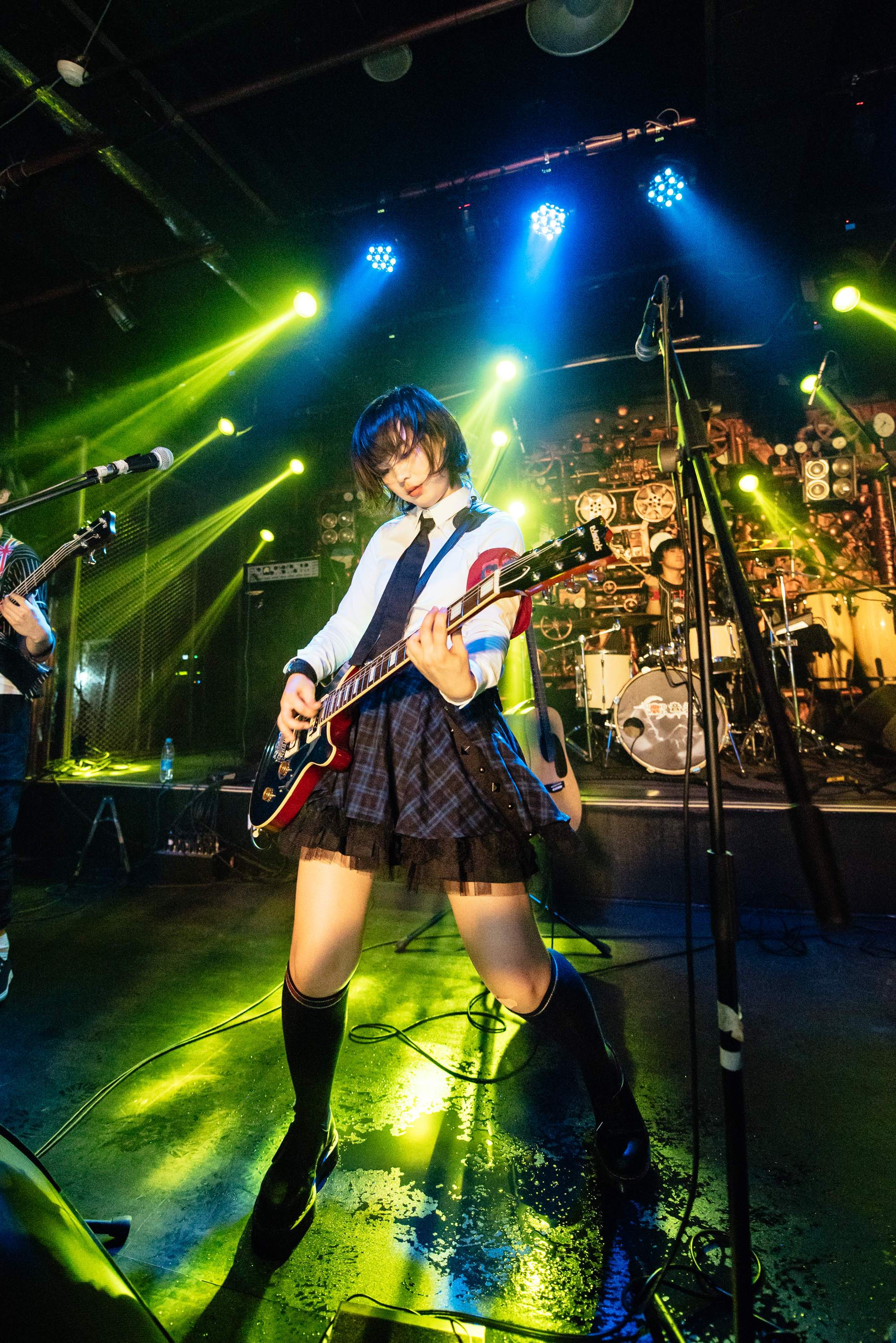 指人儿乐队主唱天文工作者用音乐瓦解刻板印象