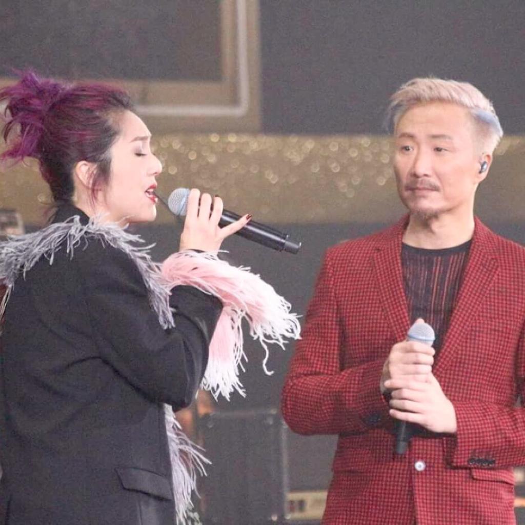 一首郑中基Ronald 一首杨千嬅Miriam