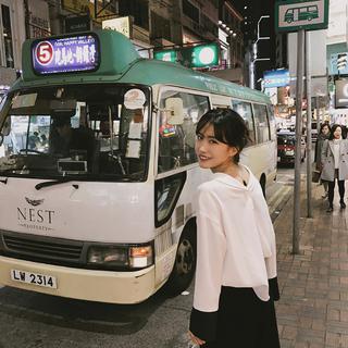 我们一起离开吧，远离尘埃。