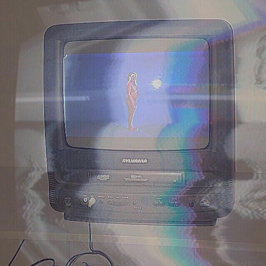 ＶＡＰＯＲＷＡＶＥ€ 蒸気波 | 在线播放 | 网易云音乐