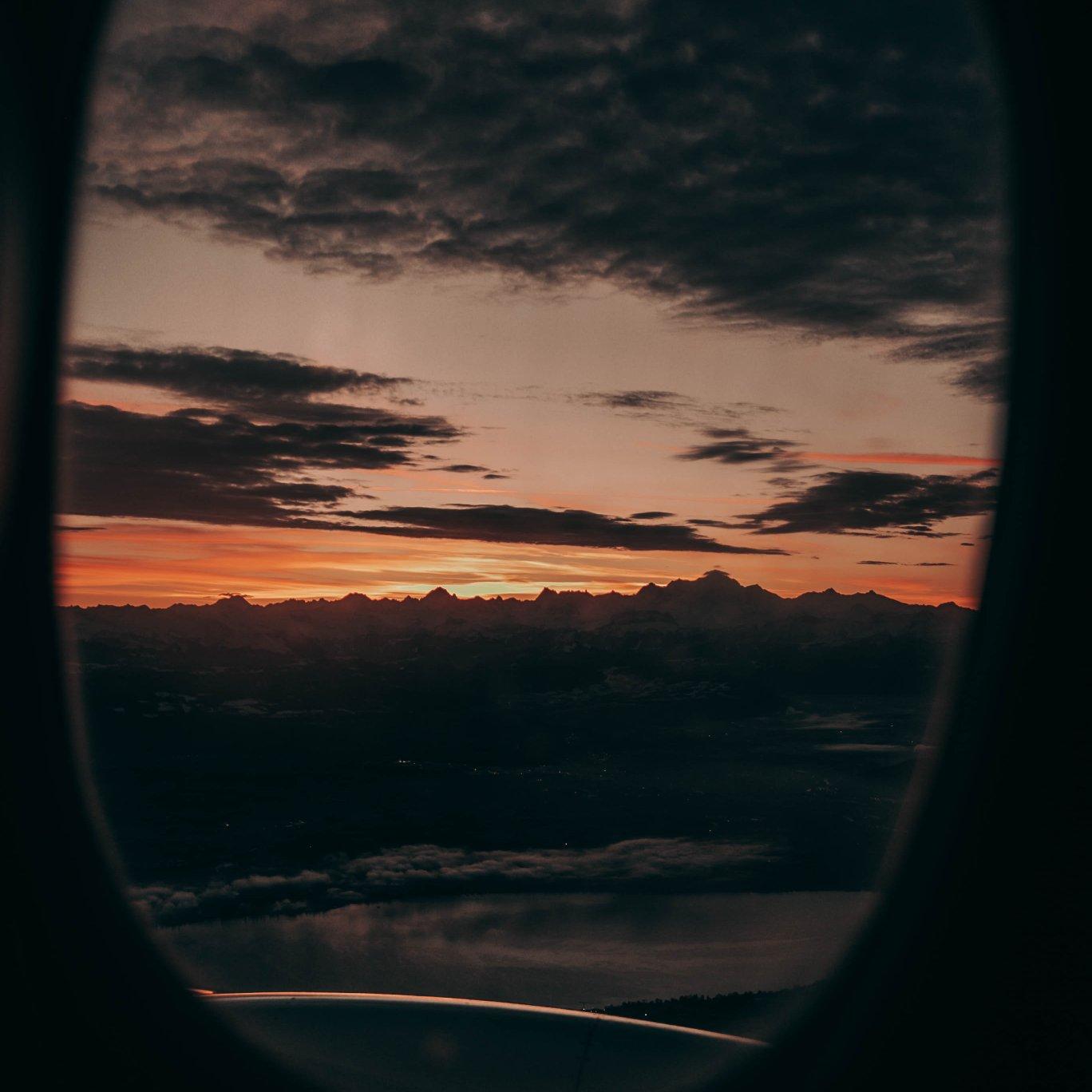 与你同在