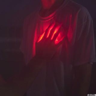 【 她的嗓音丨柔情似水 滋润心田 〗