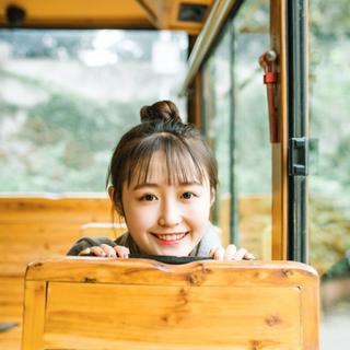 所有的姗姗来迟，都是为等一个深情款款的你