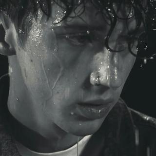 温柔男嗓 | 你是我唇畔的欲言又止