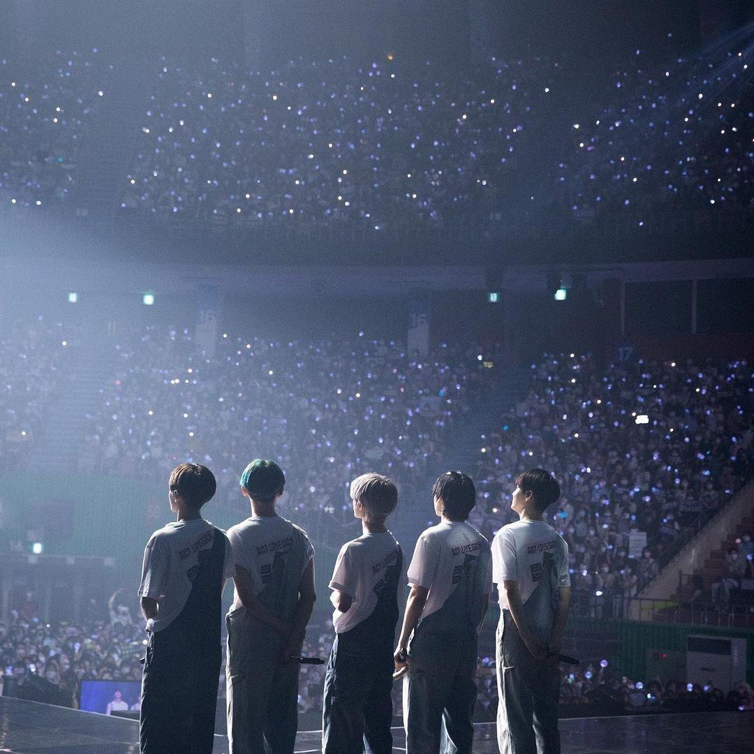 TOMORROW X TOGETHER