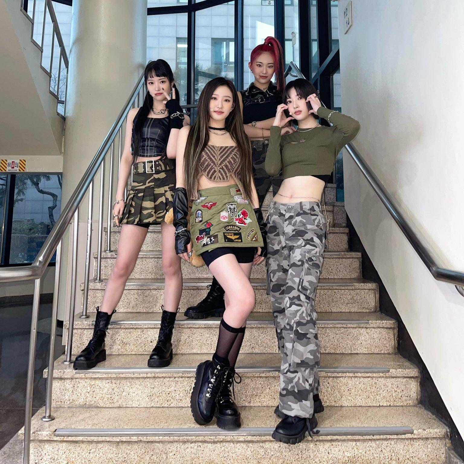 H1-KEY 1st Mini Album[Rose BlossoM]