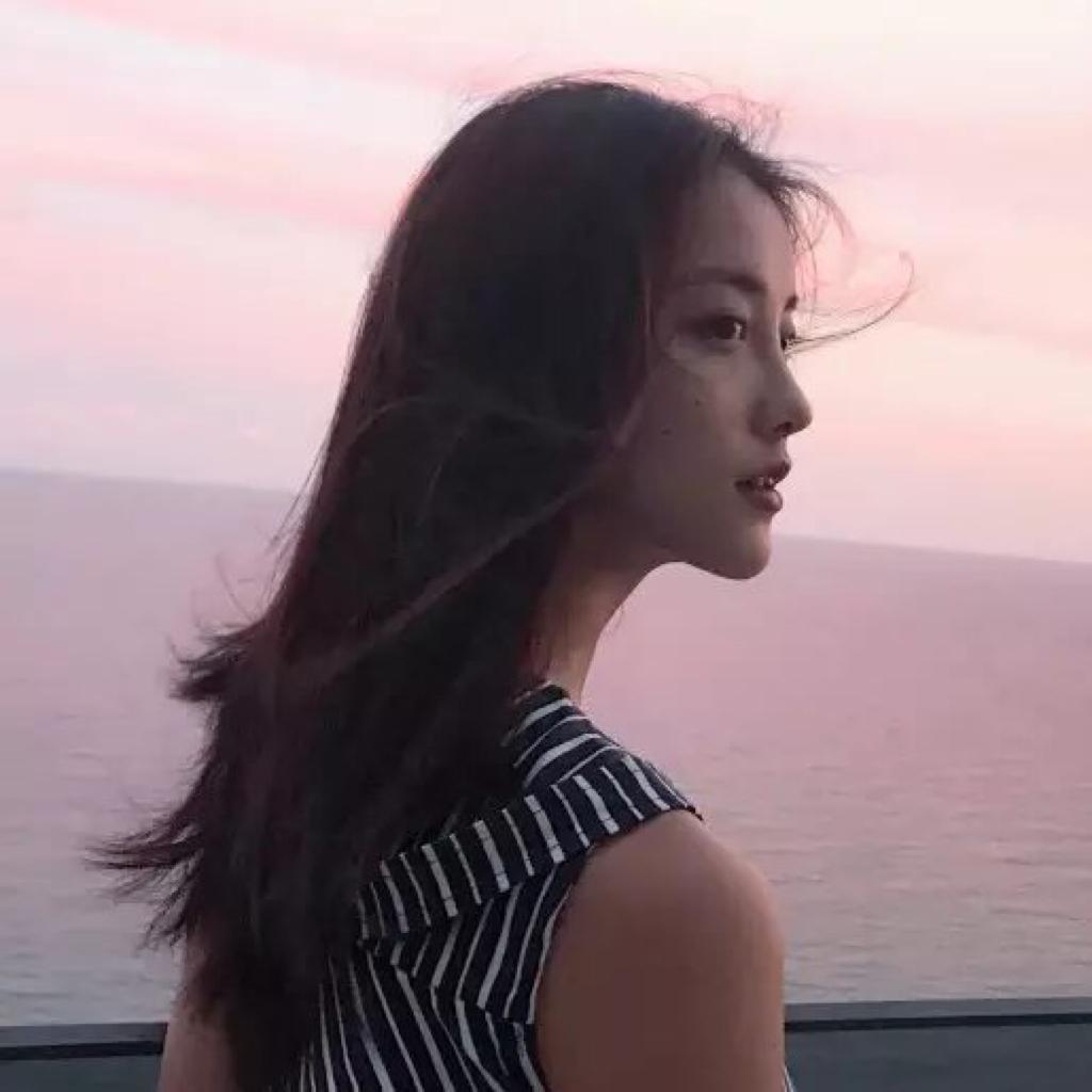 他只字未提我爱你，你句句都是我愿意