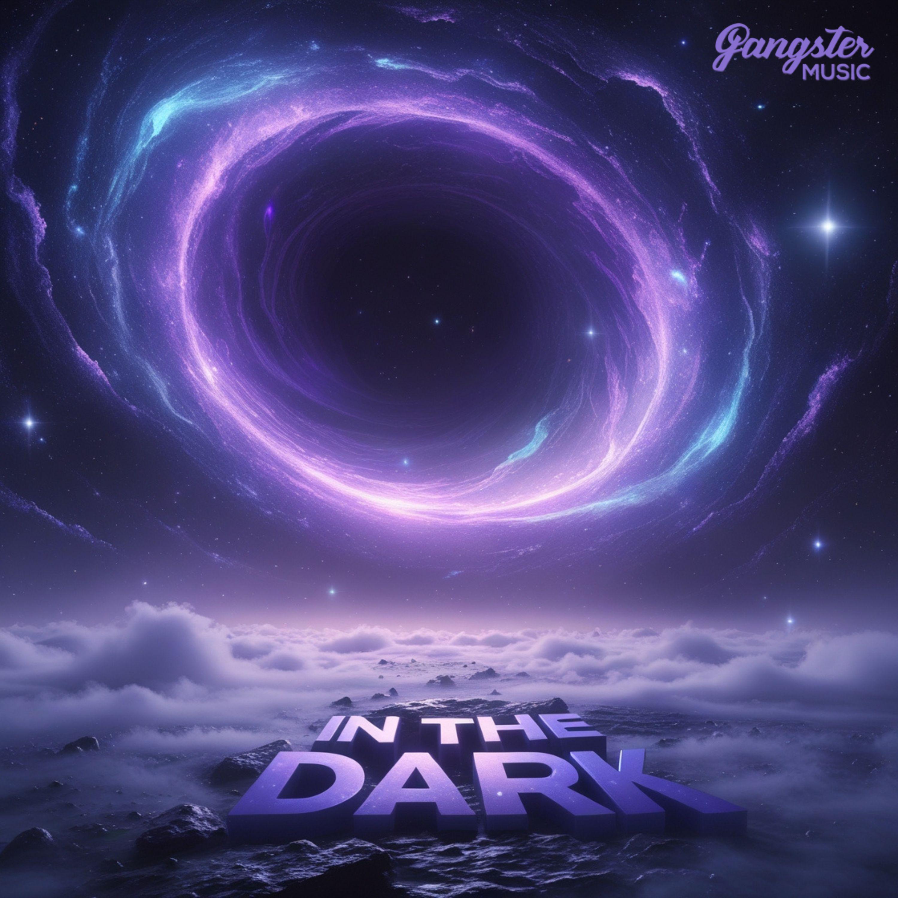 In the Dark专辑