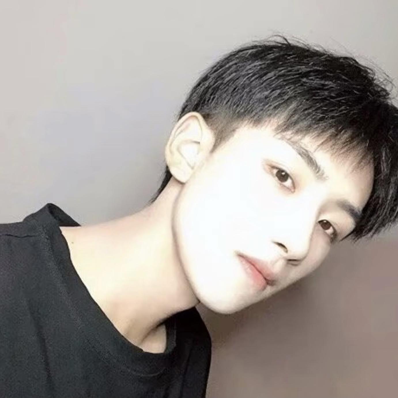 不是因为寂寞才想你（抖音热播）