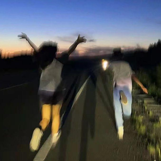 红色高跟鞋（破打鼓的）