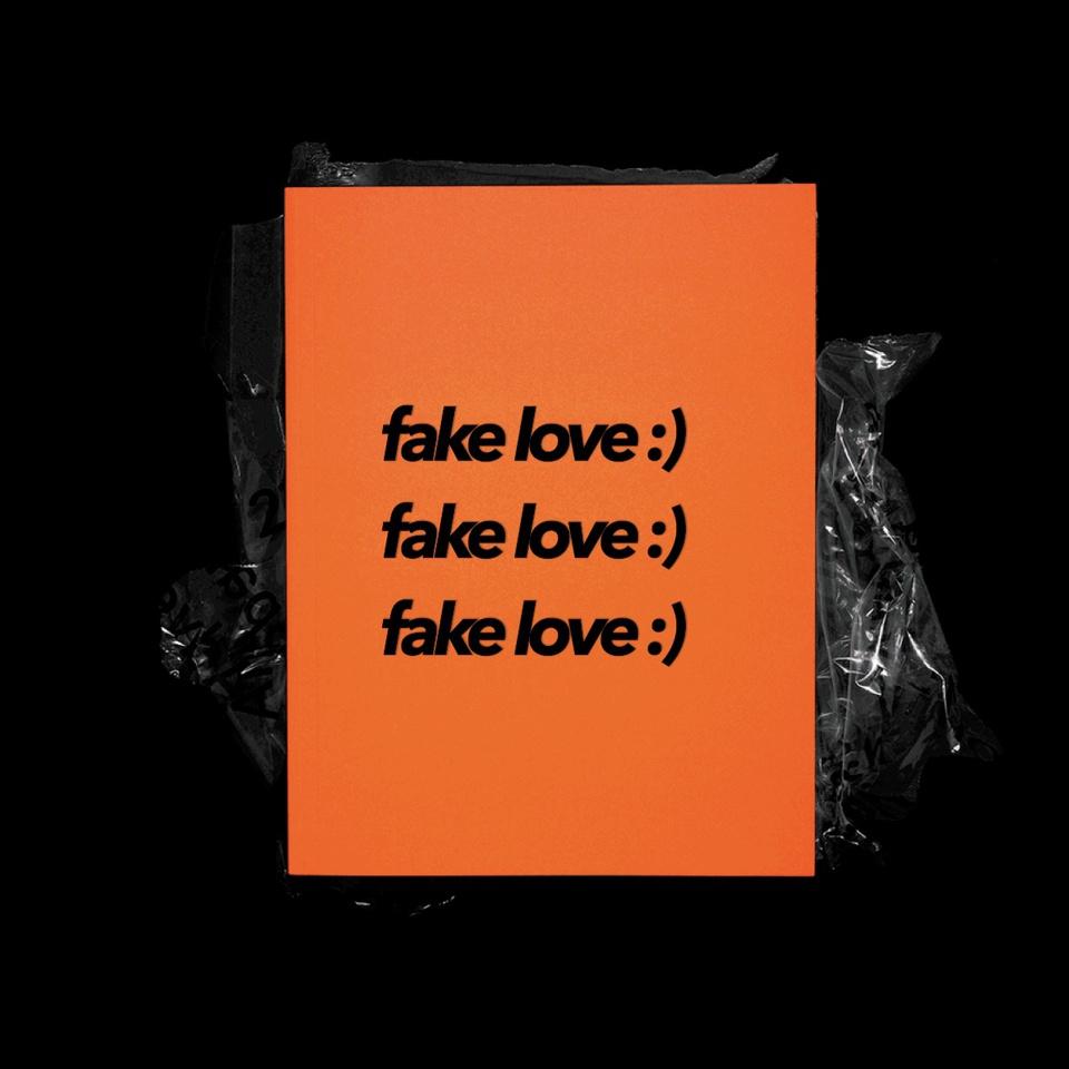 FAKE LOVE专辑