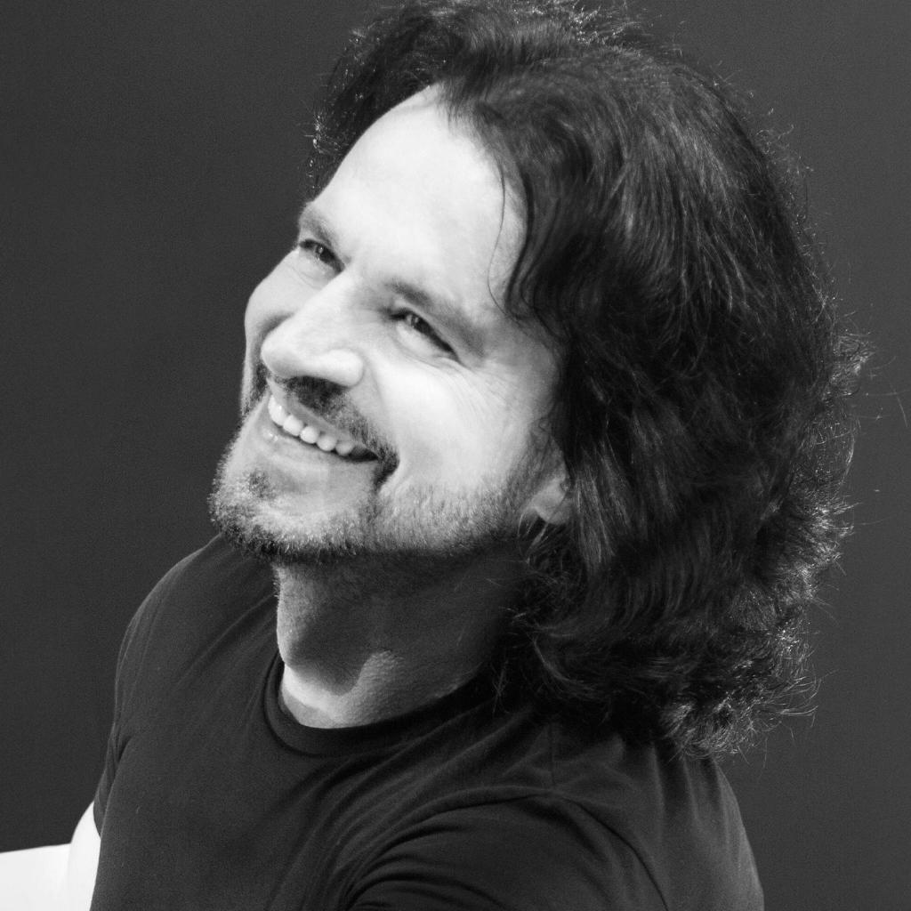 ♪ Yanni Rhythm ♬