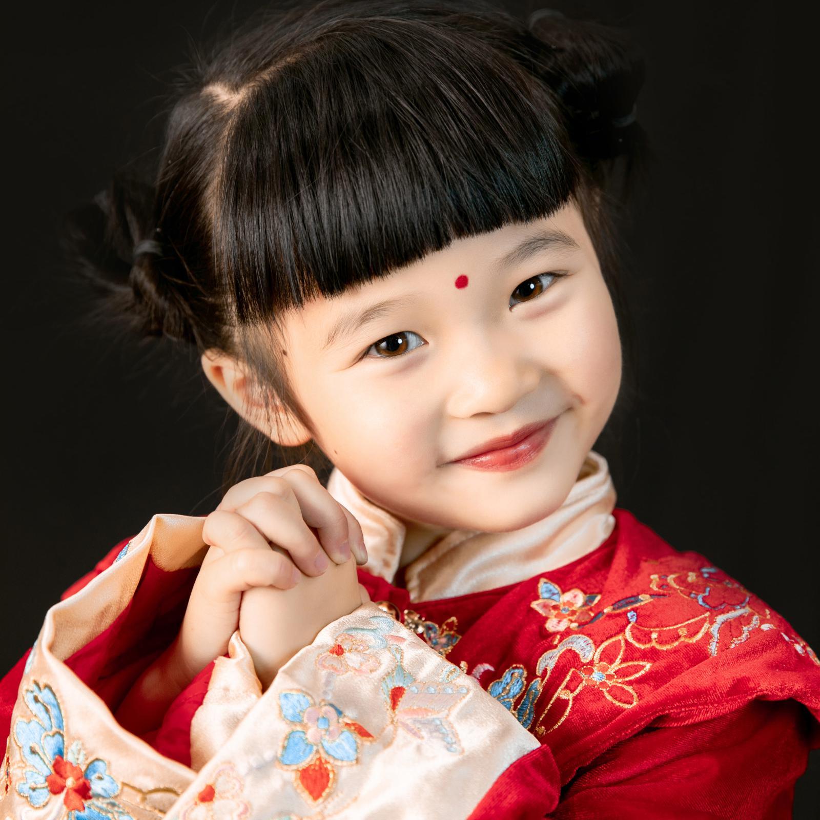 金色童年 加尔妹妹