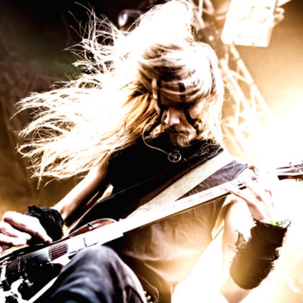 摇滚现场万人合唱（--live--）