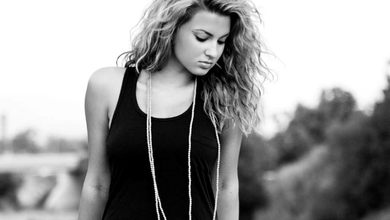 Tori Kelly