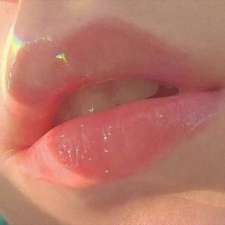 女友嗓 | 接个吻，开一枪