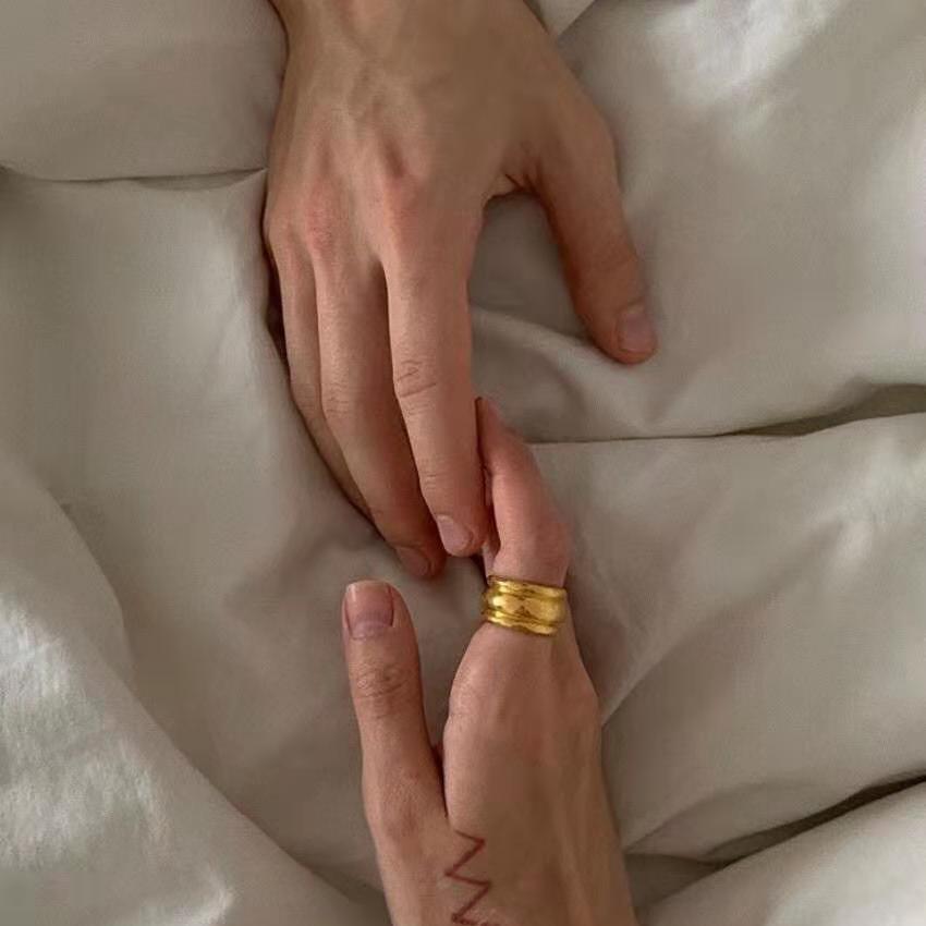 恋爱吗专辑