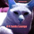 4/4 Junks Lounge