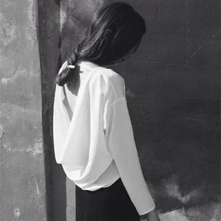 愿还会有人，做个傻子陪你浪费一生