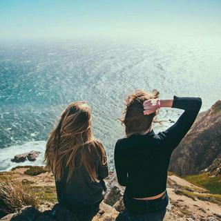 「致闺蜜」岁月为我大浪淘沙，而你被留下。