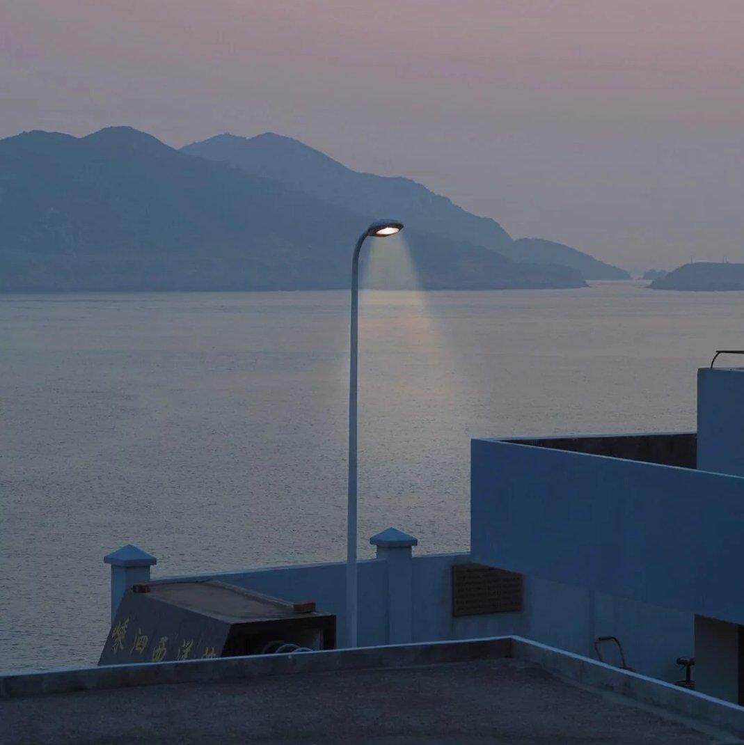 独立摇滚.夏风傍晚海边海风滑板日落漫步