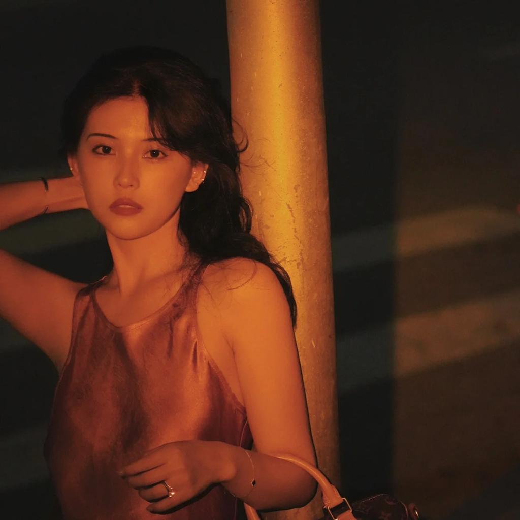 『深夜物语』月亮嫌我是庸才海棠迟迟不肯开