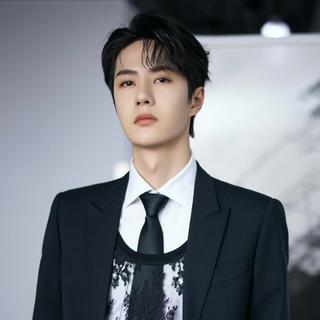 乐华娱乐版权回归云村|王一博热门精选
