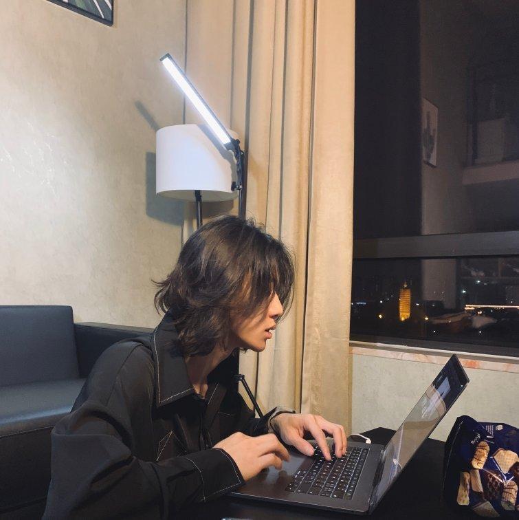 Ayu是阿煜电台翻唱合集