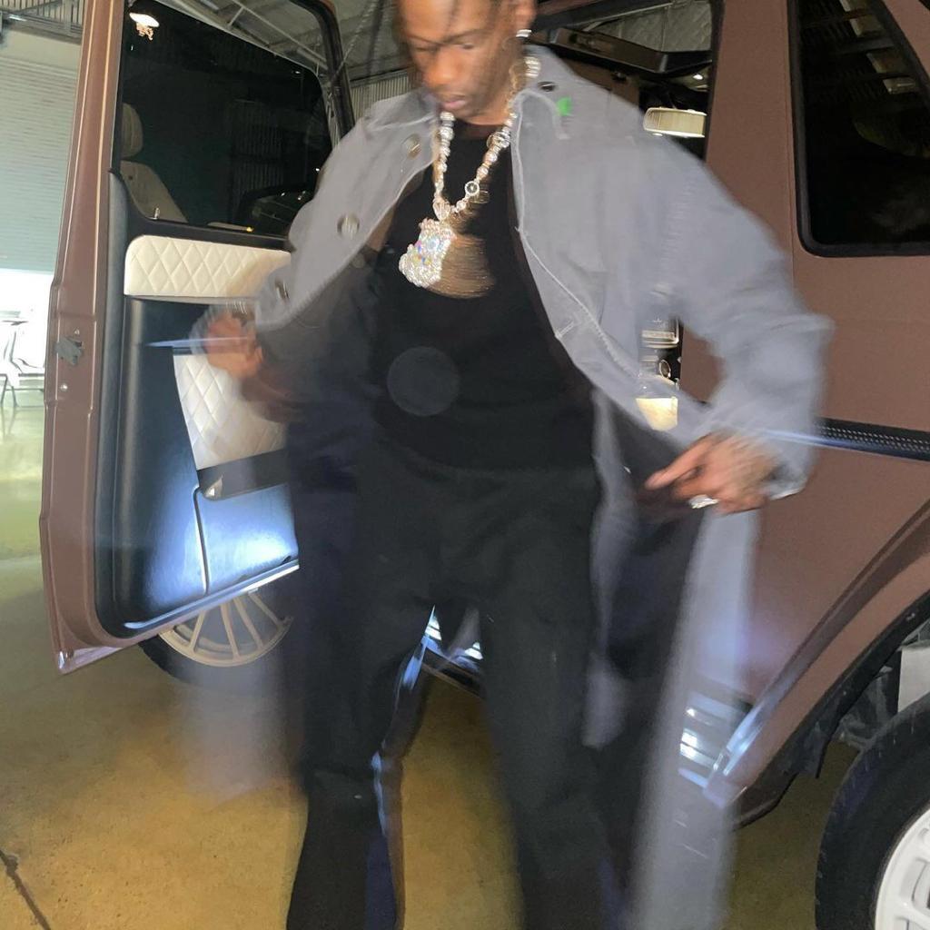 Lil Nas X-Old Town Road (Remix)（请你尊