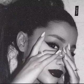 Ariana Grande精选：精致美国黑人女歌手