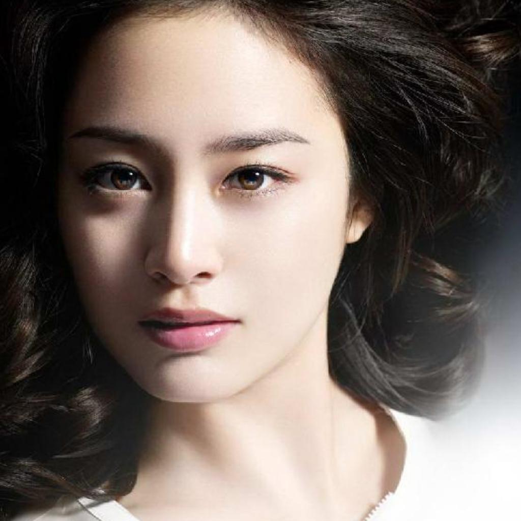 Korean aktrisa. Ким Тхэ Хи Айрис. Корейс актрисалари. Kim Tae Hee 2019. Кариски актириса Тае-Hee Kim.