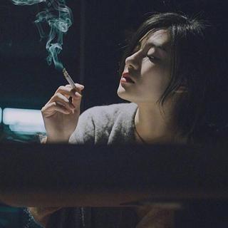 心痛的感觉令我麻痹，痛的我难以呼吸