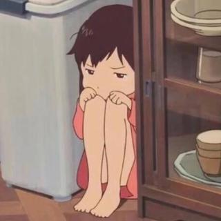 社恐患者 | 躲进小小橱柜，把故事念给自己