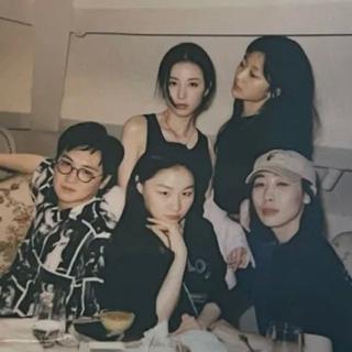 我在他乡挺好的girls support girls