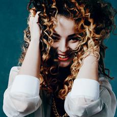 Ella Eyre