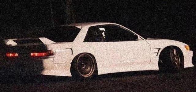 EK