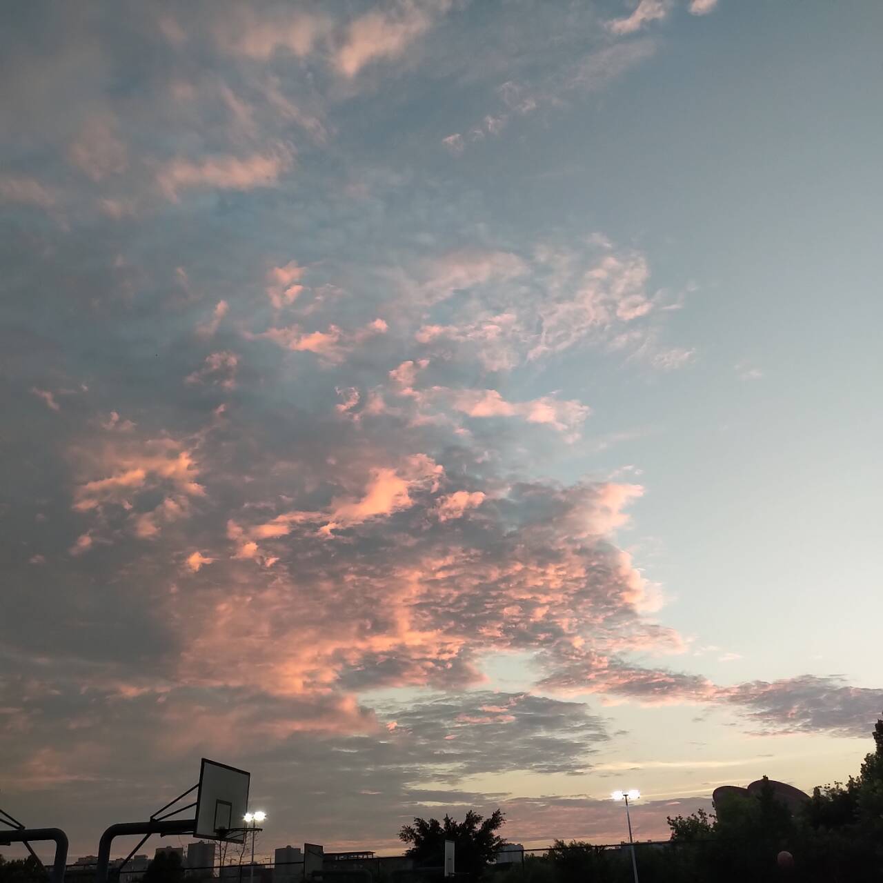 Cboi--(dumbboywontcry remix)