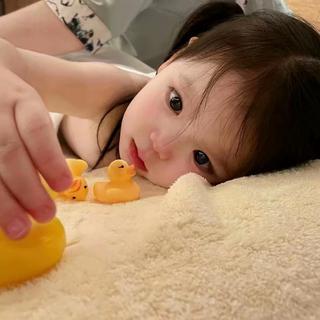 小乖 不要总是灰蒙蒙的我想要你快乐 