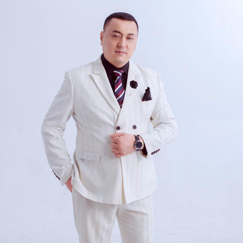 维吾尔族歌手AnwarHakim
