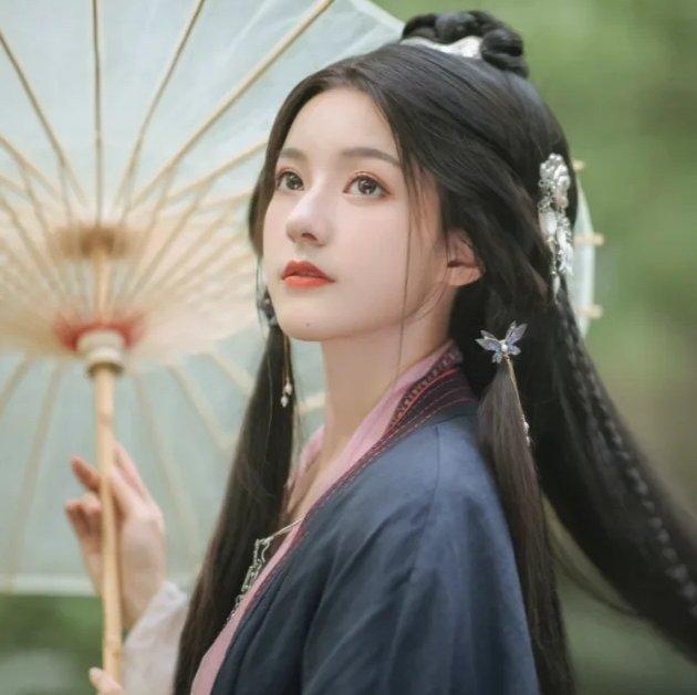 『古风』酒能红双颊，愁能雪白头