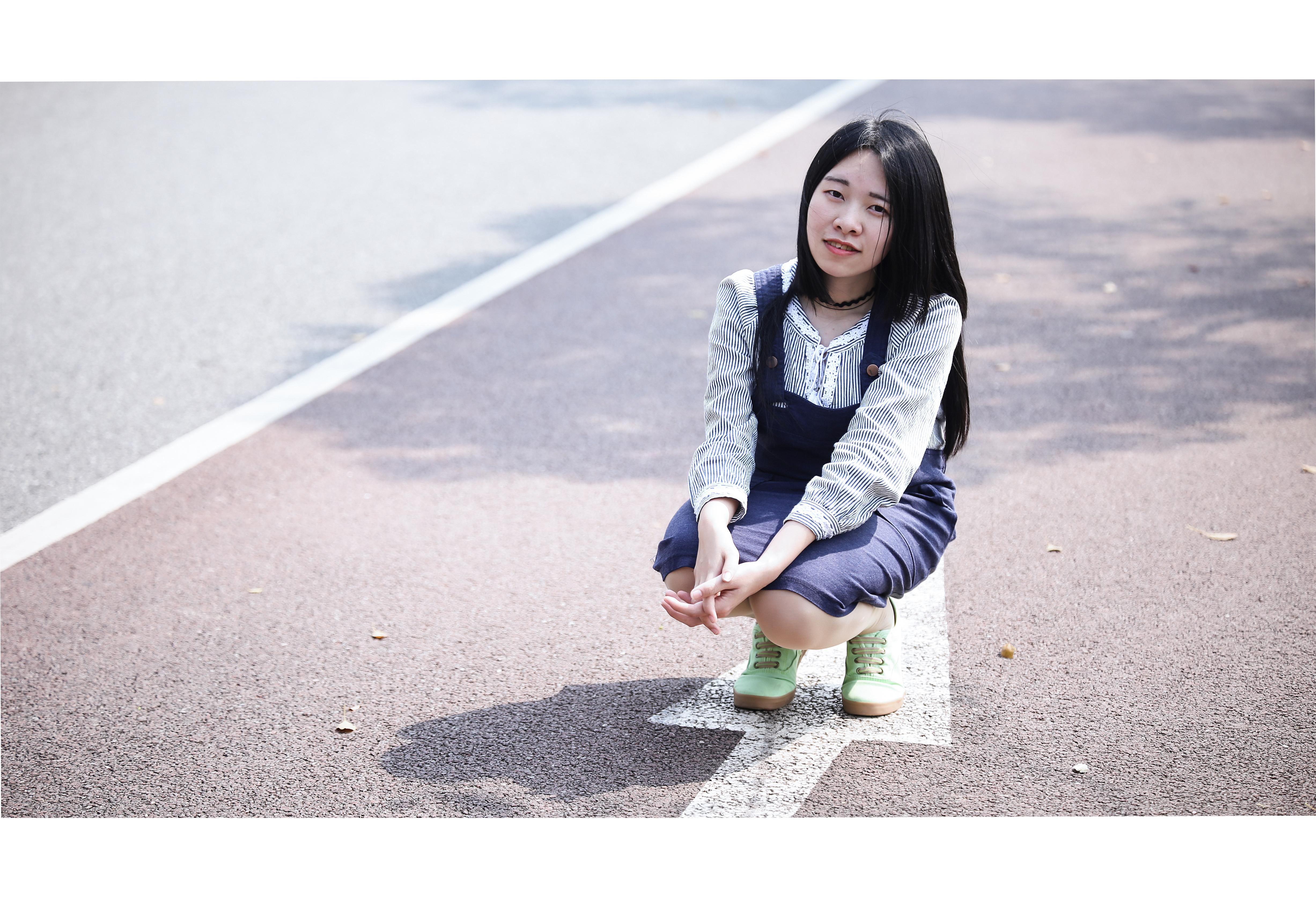 蜻蜓离开了南昌，从此没有人听我唱歌