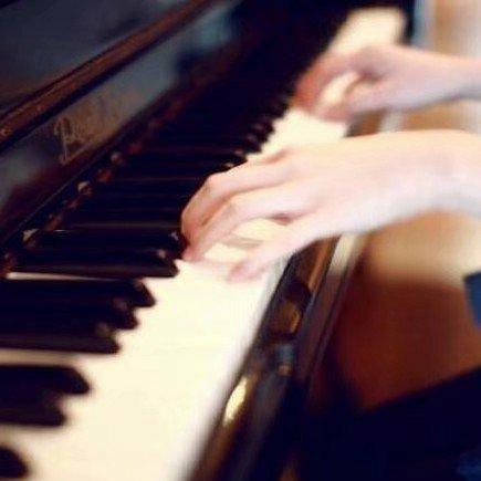 西西弗书店背景乐钢琴曲100首