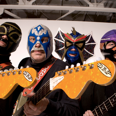 Los Straitjackets