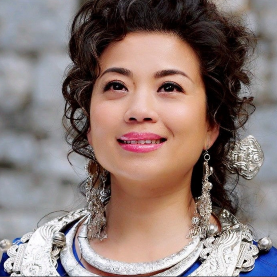 冰山上的雪莲