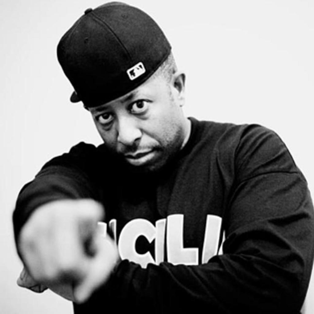 Dj premier. J Dilla DJ Premier. DJ Premier Scratch. DJ Premier x j Dilla. V sine Beatz
