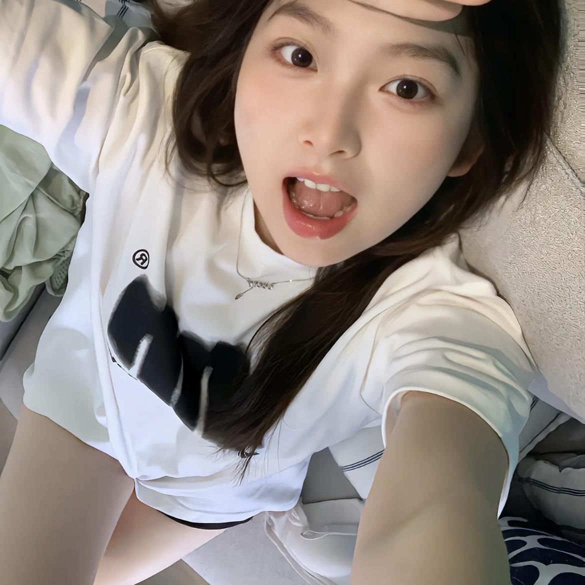 焦小飞歌曲封面