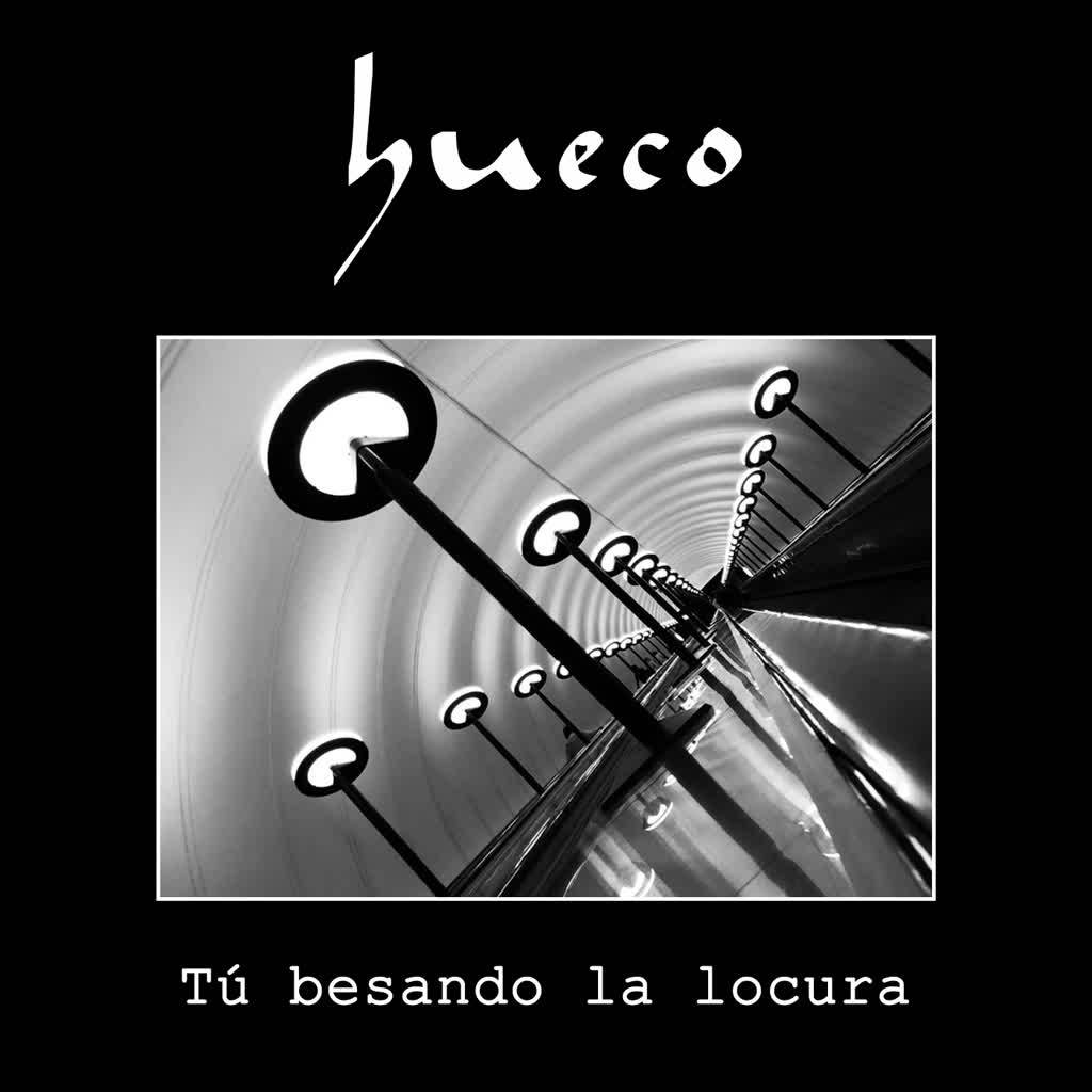 Tú Besando la Locura