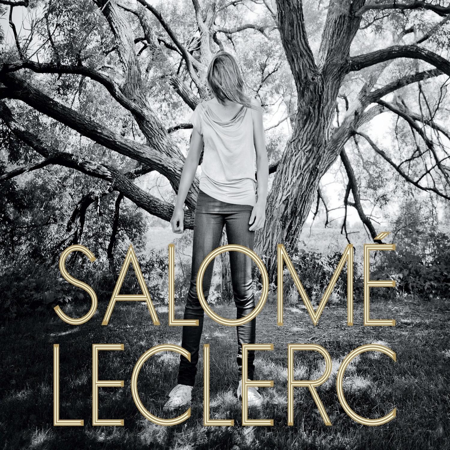 Sous les arbres