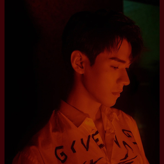 情绪便利店｜我在虚无的梦里贩卖黑色的孤独