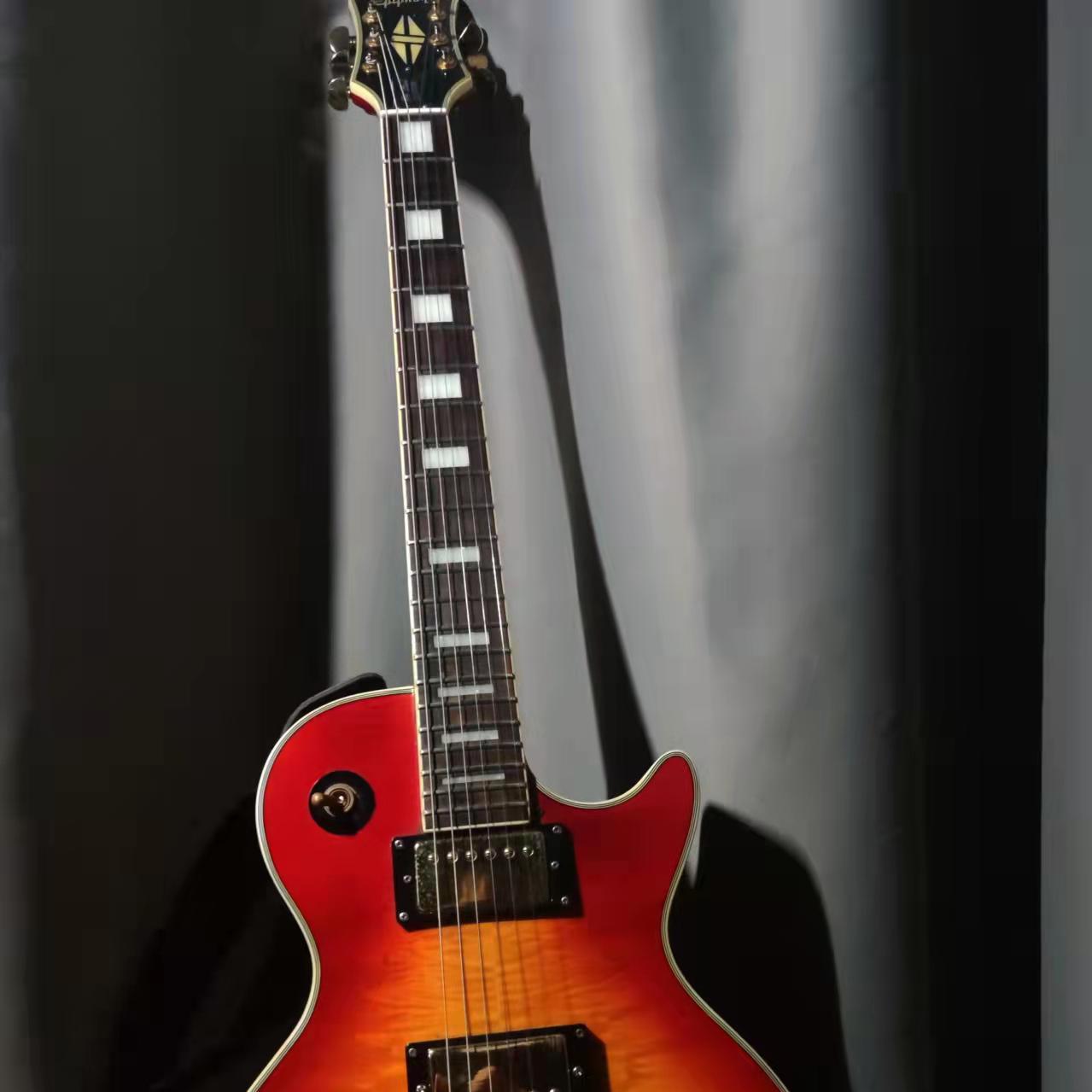 老张老宁的吉他小屋